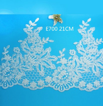 ENCAJE DE MODA